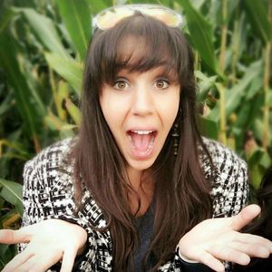 Meet your Posher, Ayla